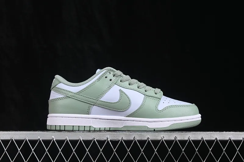 All categories Nk SB Dunk series Nk SB Dunk Low low-top sneakers Nike SB Dunk Low light green low-top casual sneakers IM6572-002